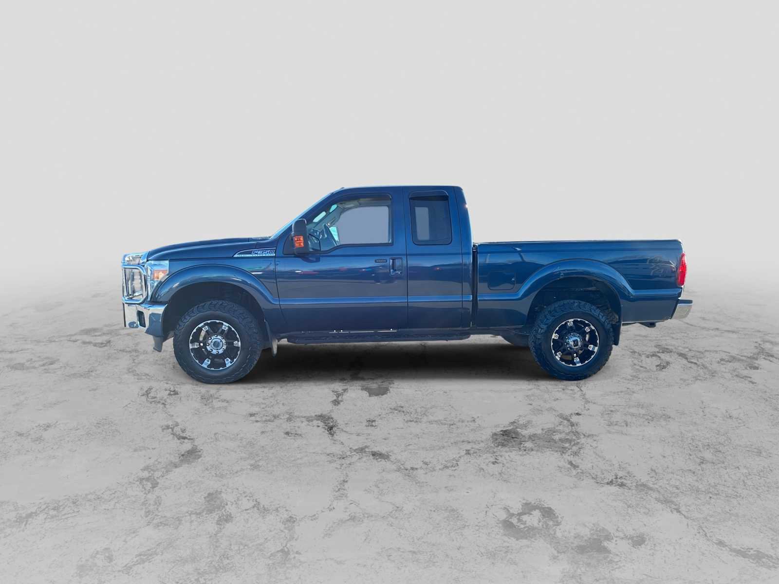 Used 2015 Ford F350 Lariat AWD/4WD image 5