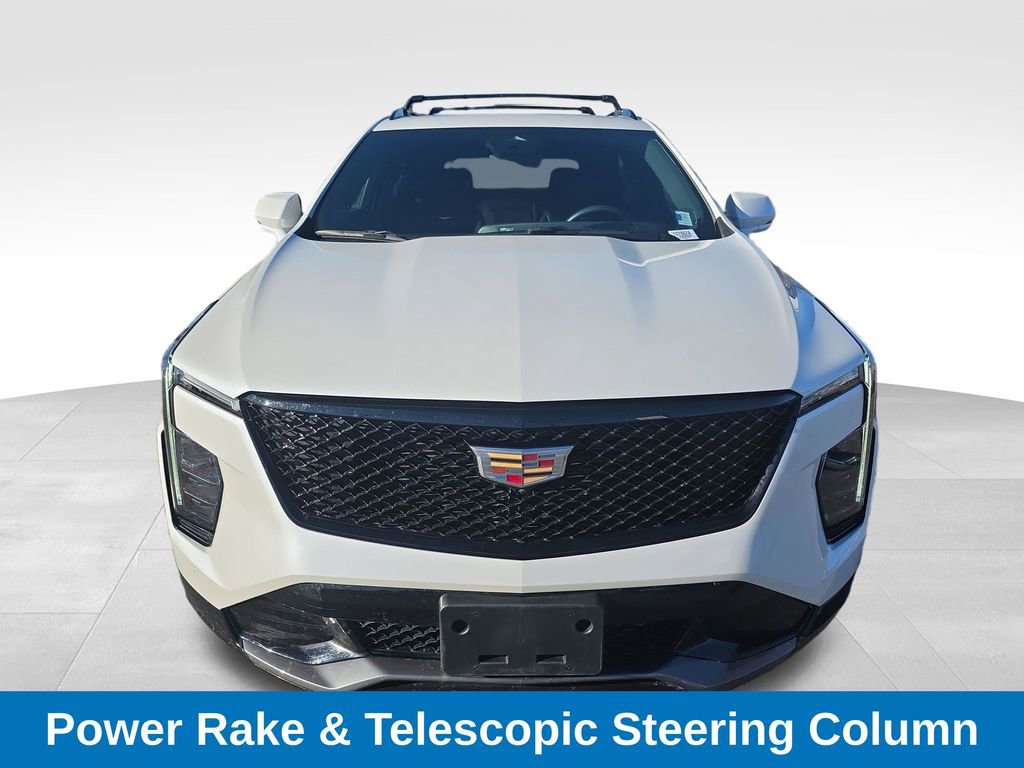 Used 2024 Cadillac XT4 Sport image 9
