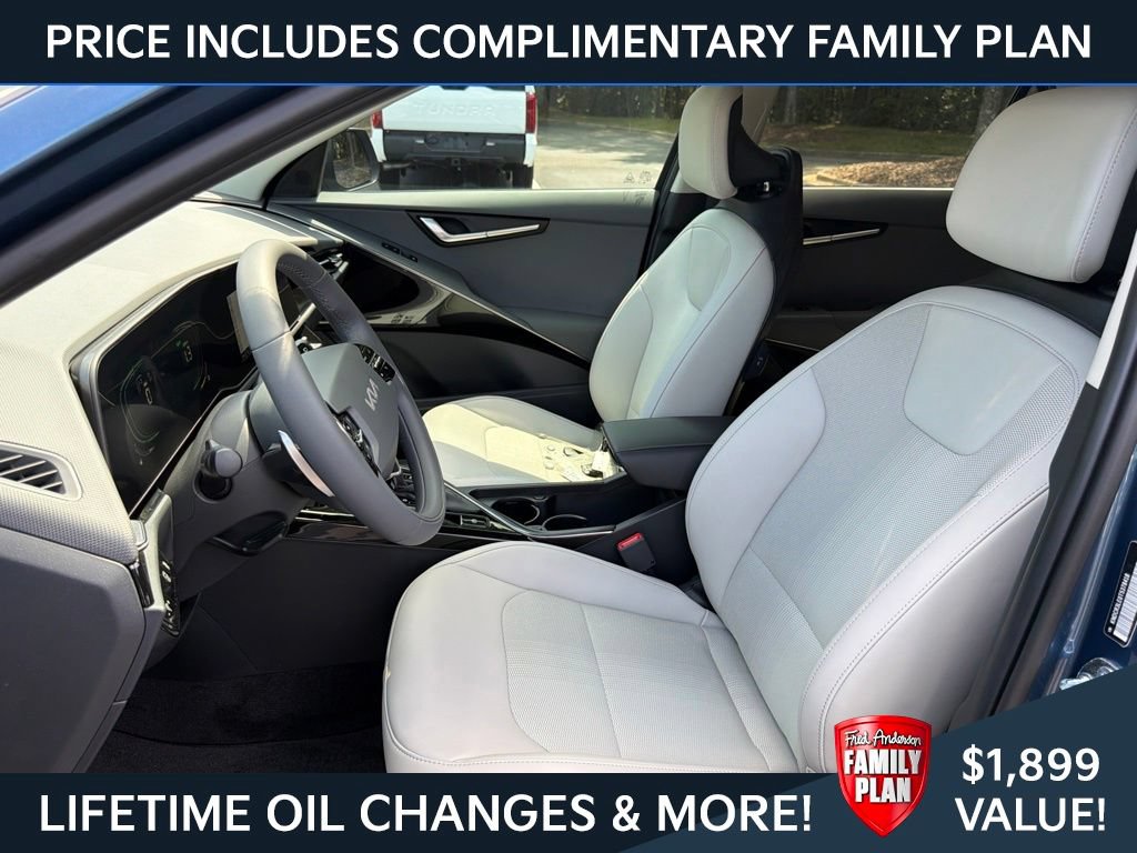 New 2026 Kia Niro EX FWD image 12