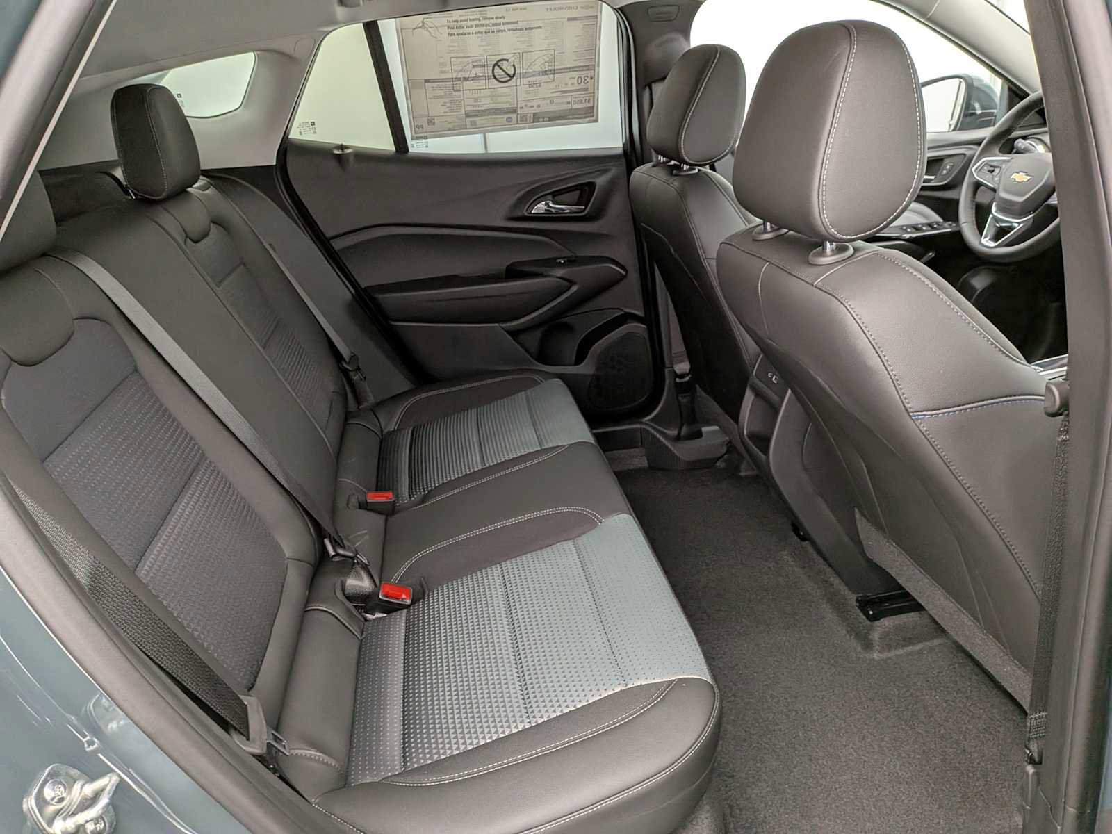 New 2026 Chevrolet Trax LT w/ Driver Confidence Package FWD image 21