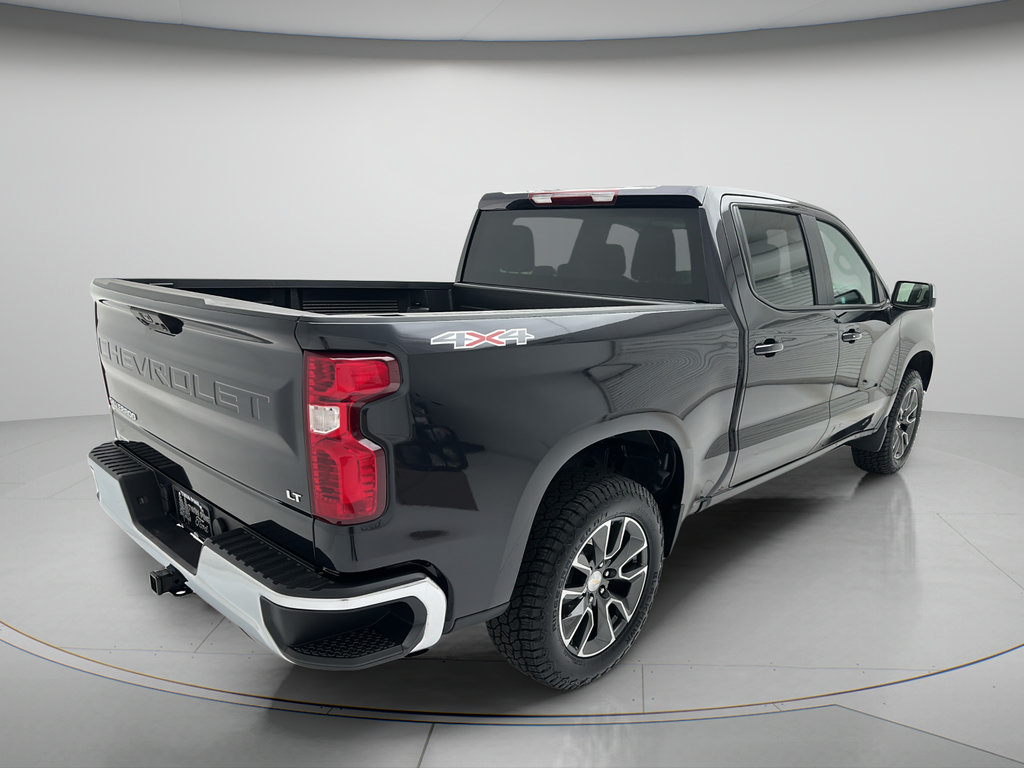 Used 2024 Chevrolet Silverado 1500 LT AWD/4WD image 4
