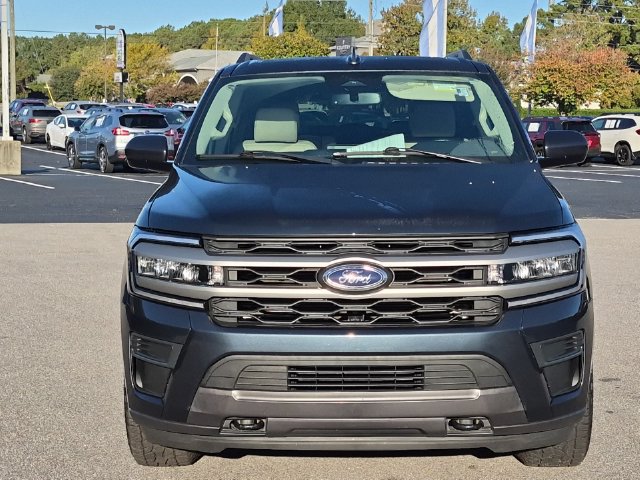 Used 2024 Ford Expedition XLT AWD/4WD image 8