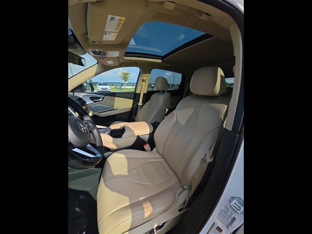 Used 2023 Acura RDX w/ Technology Package FWD image 12
