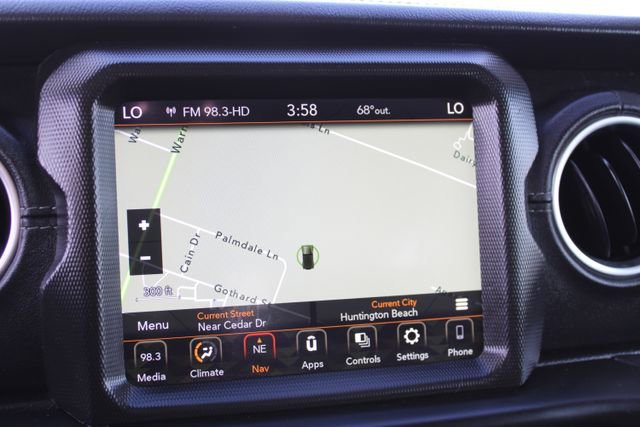 Used 2021 Jeep Wrangler Unlimited Sahara image 24