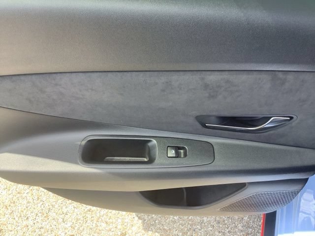 Used 2022 Hyundai Elantra N FWD image 12