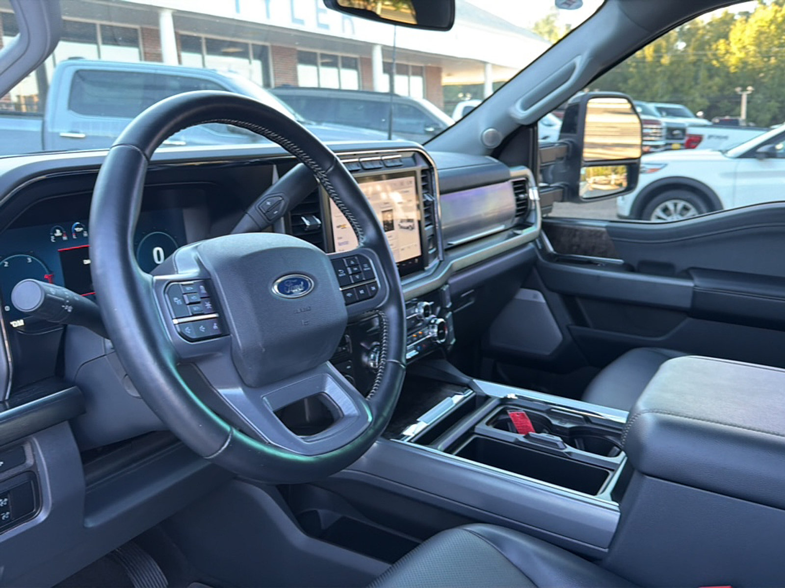 Used 2024 Ford F250 Lariat w/ Lariat Ultimate Package AWD/4WD image 21