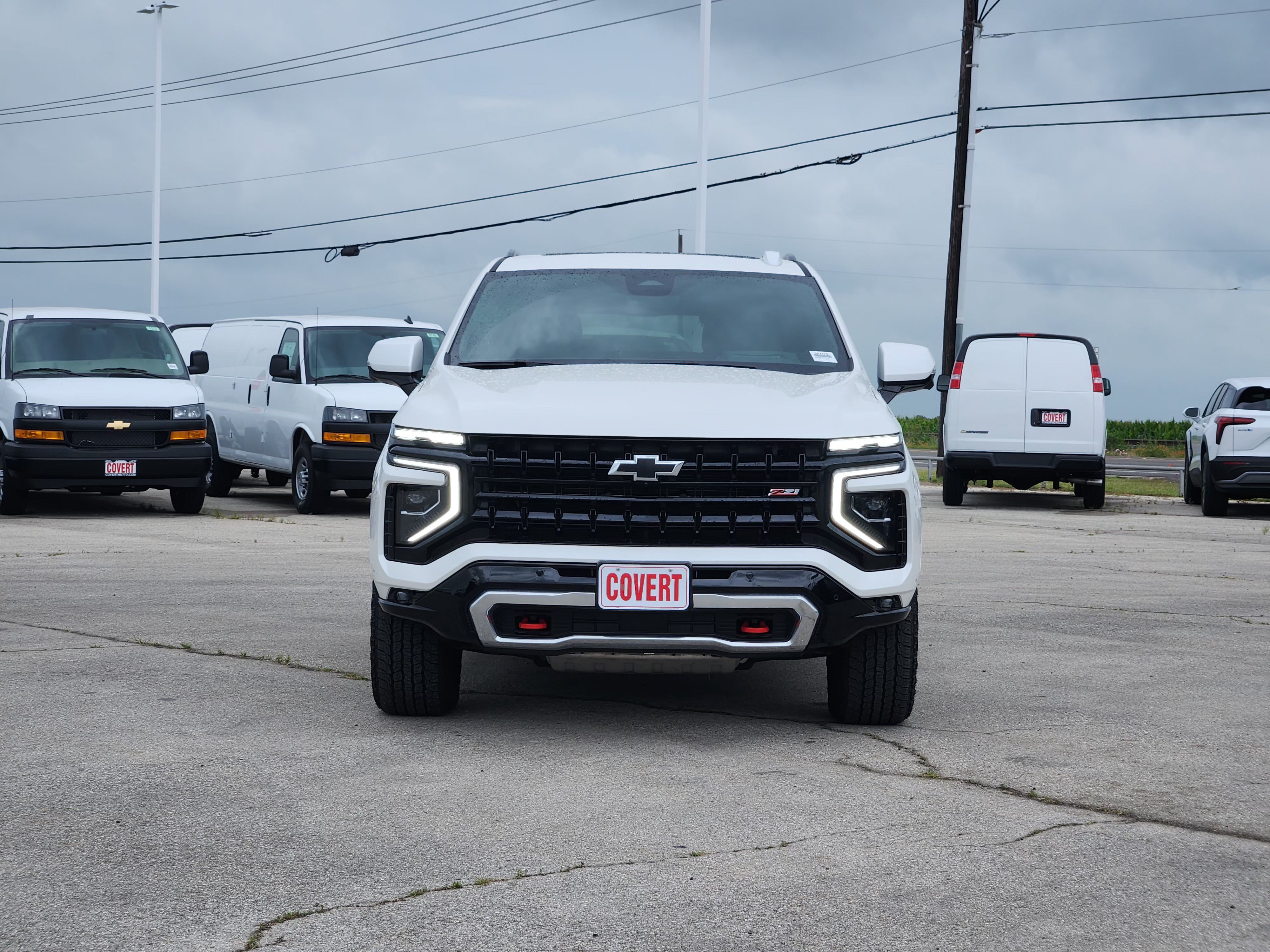 Used 2025 Chevrolet Tahoe Z71 w/ Z71 Off-Road Package AWD/4WD image 2