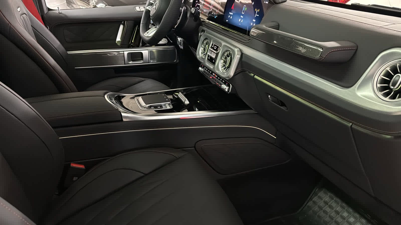 New 2026 Mercedes-Benz G 63 AMG 4MATIC image 38