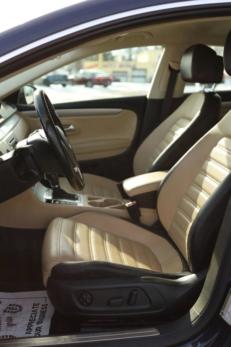 Used 2013 Volkswagen CC R-Line FWD image 11