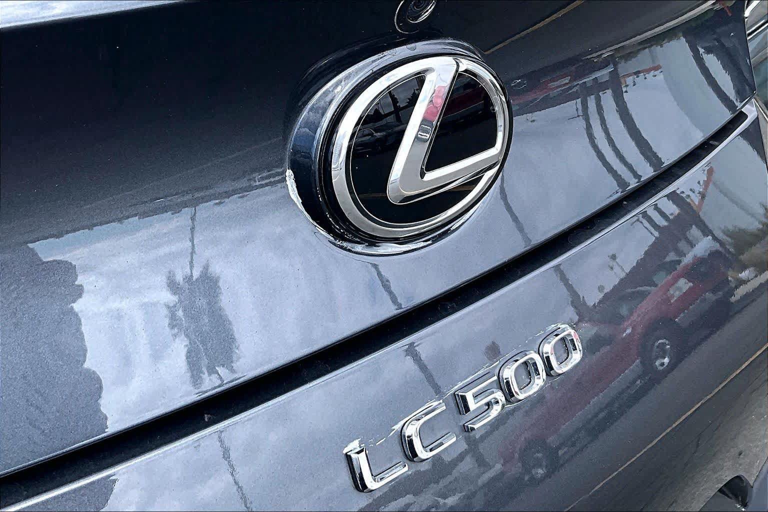 Used 2023 Lexus LC 500 Coupe w/ Touring Package RWD image 31