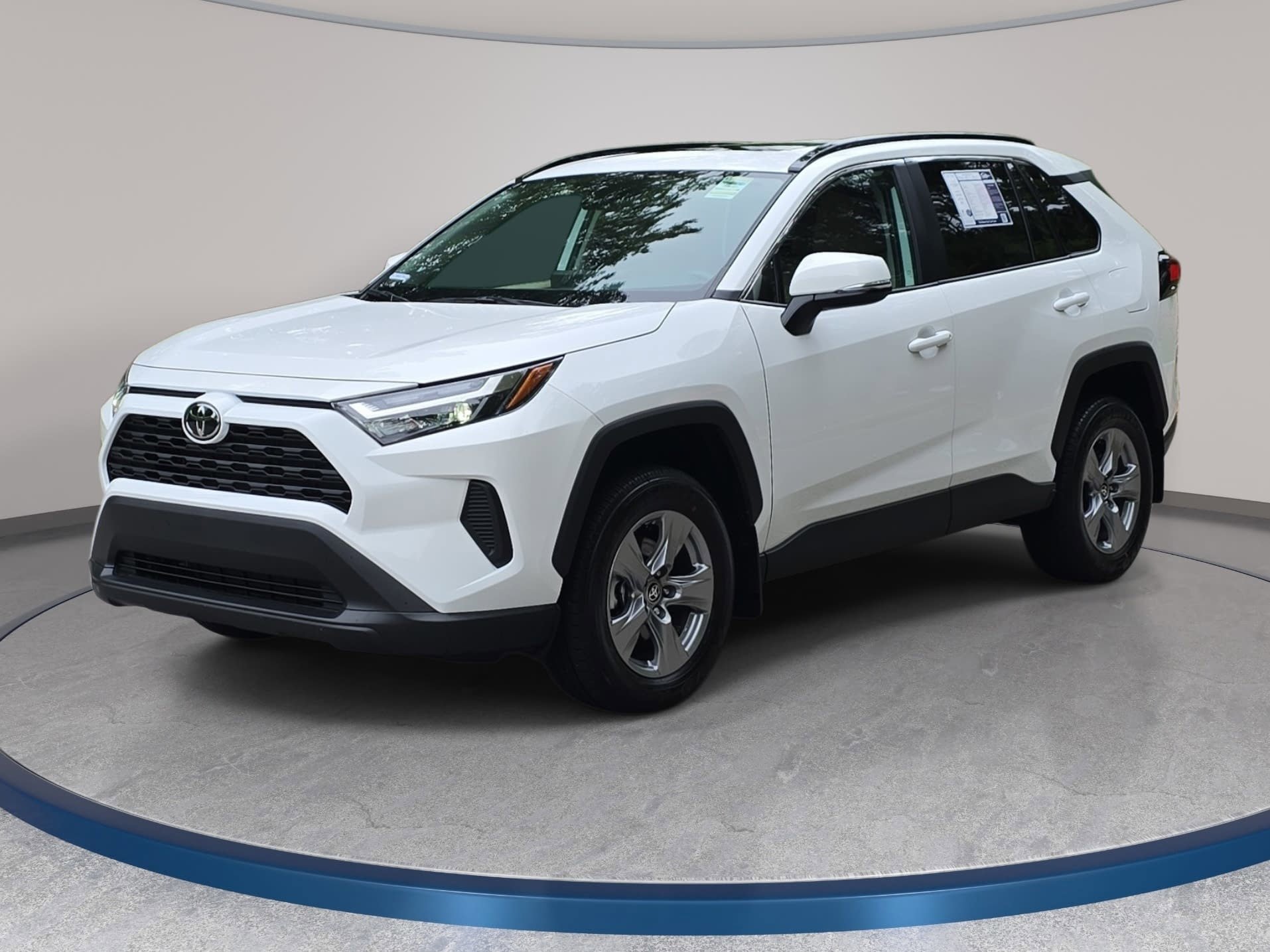 Used 2025 Toyota RAV4 XLE w/ Convenience Package