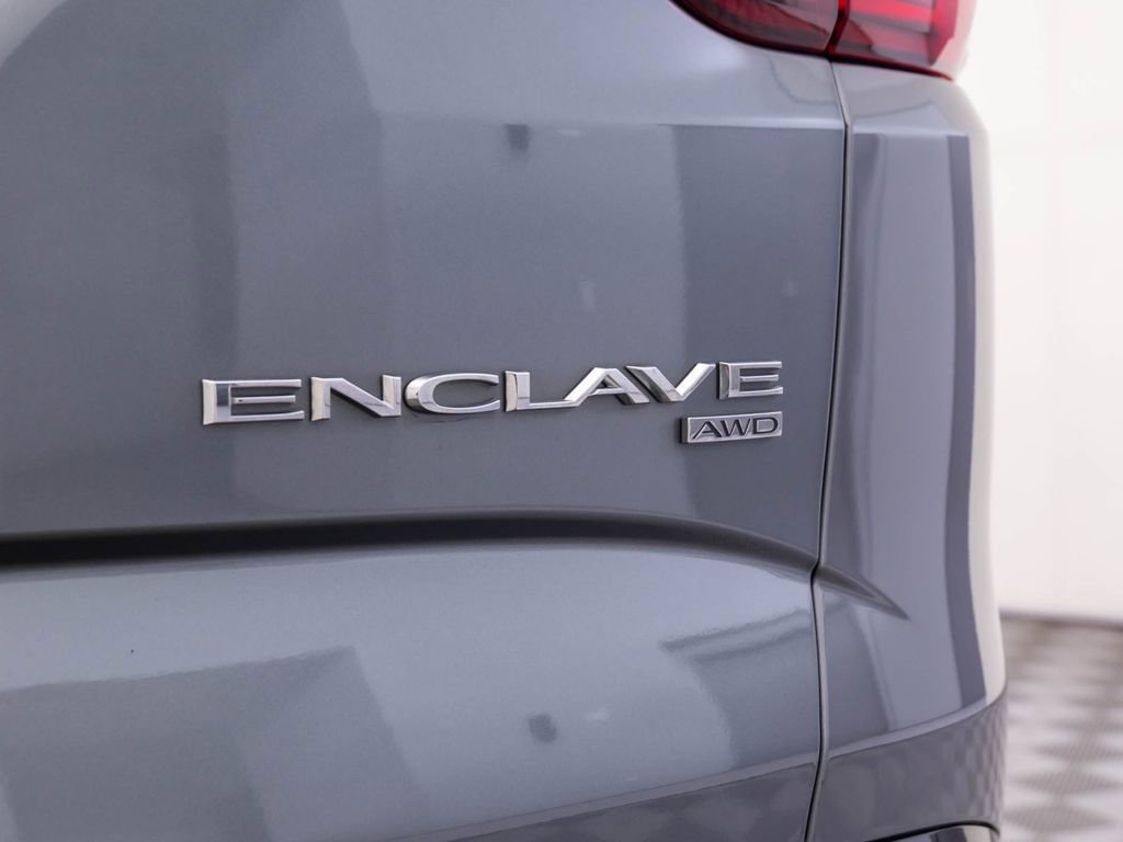 Used 2019 Buick Enclave Essence w/ LPO, Sport Appearance Package image 33