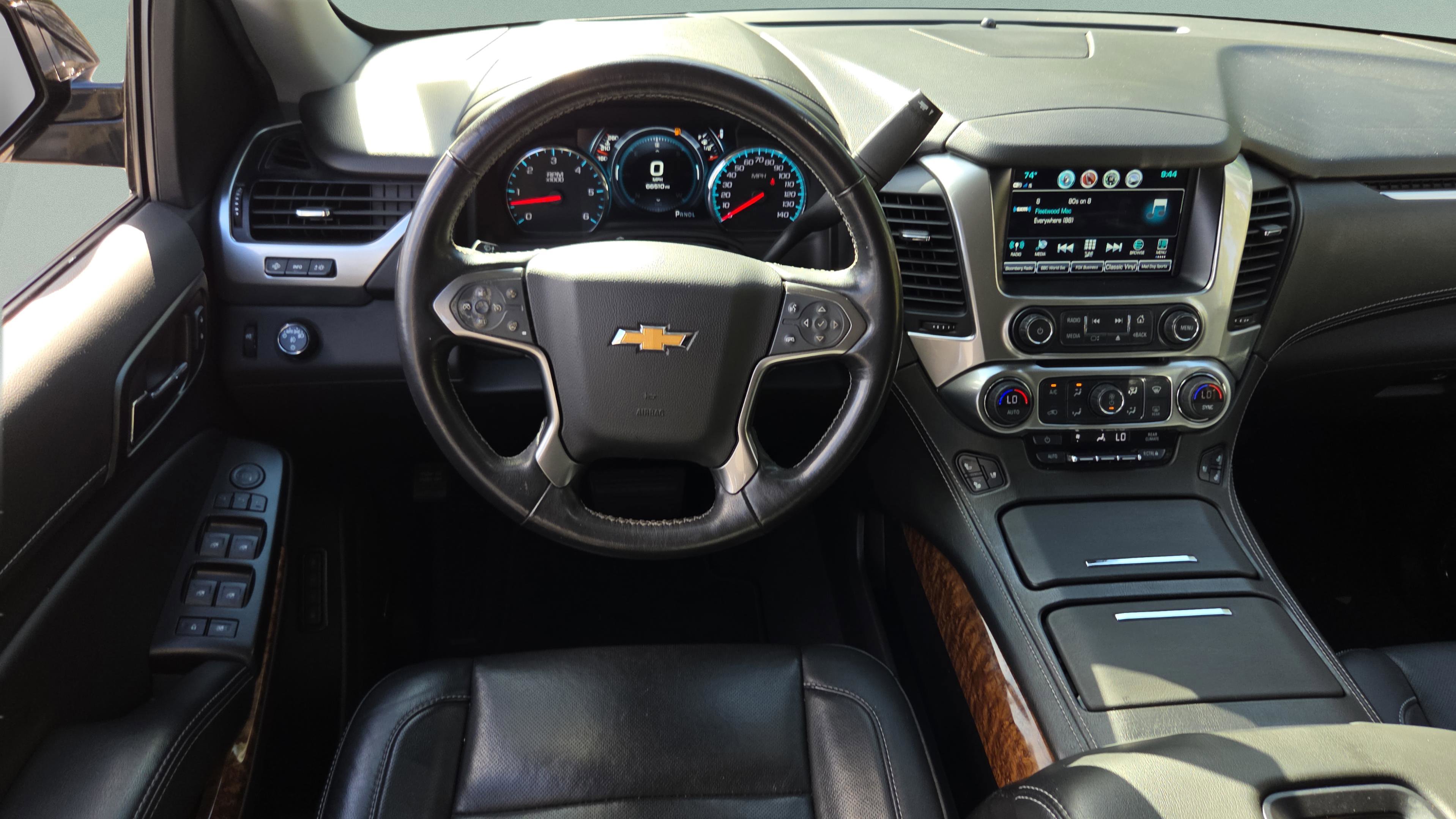 Used 2020 Chevrolet Tahoe Premier w/ RST Edition image 12