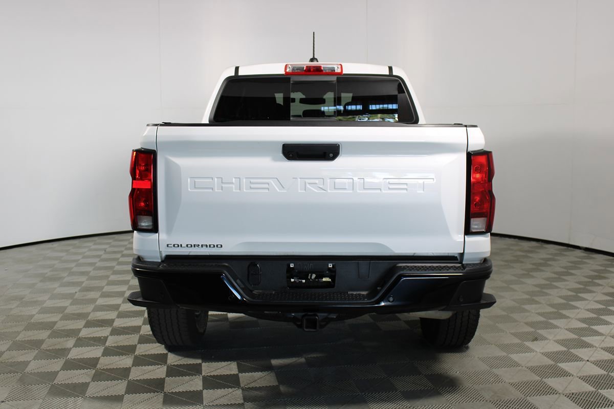 Used 2024 Chevrolet Colorado Trail Boss w/ Technology Package AWD/4WD image 39