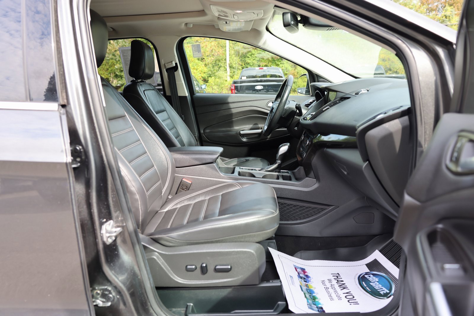 Certified 2019 Ford Escape Titanium image 9