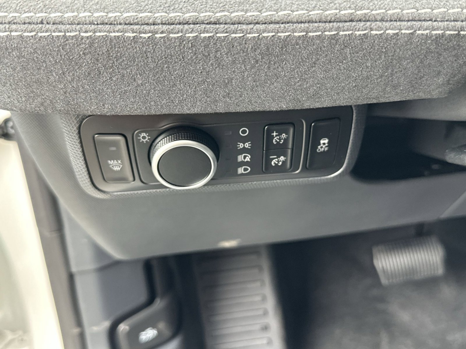 New 2025 Ford Mustang Mach-E GT w/ Bronze Appearance Package image 18