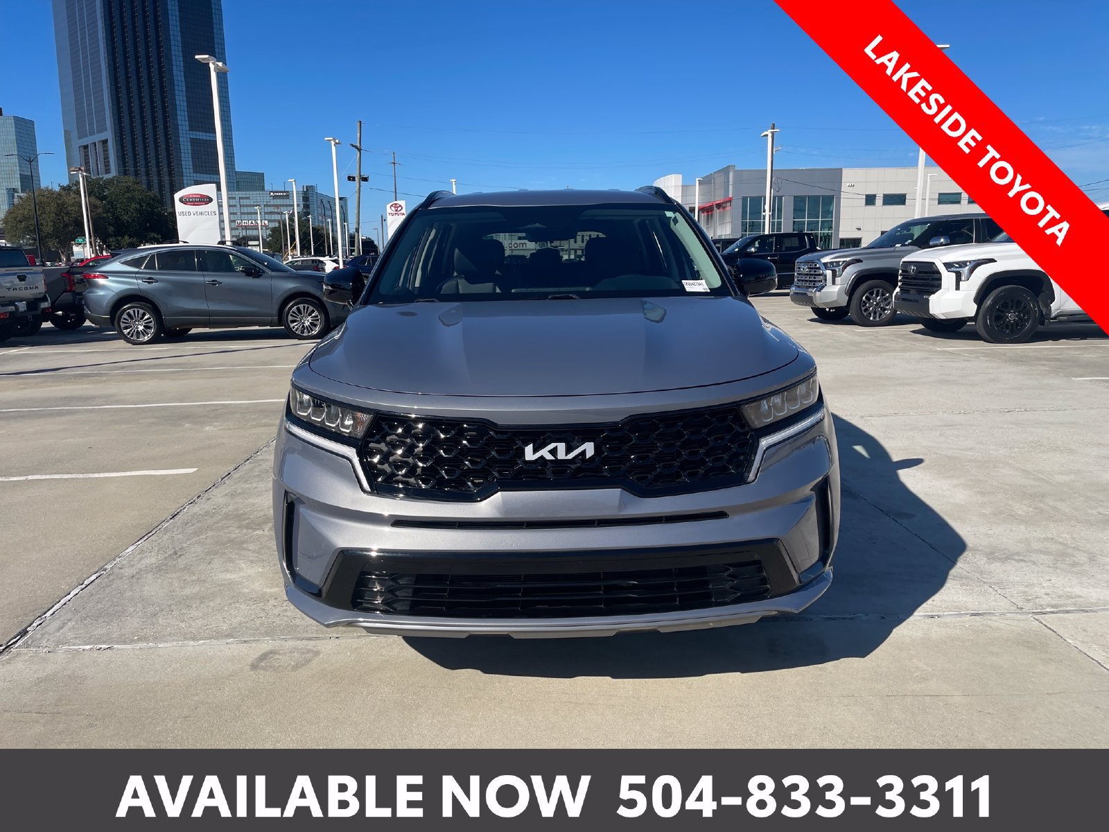 Used 2023 Kia Sorento S FWD image 8