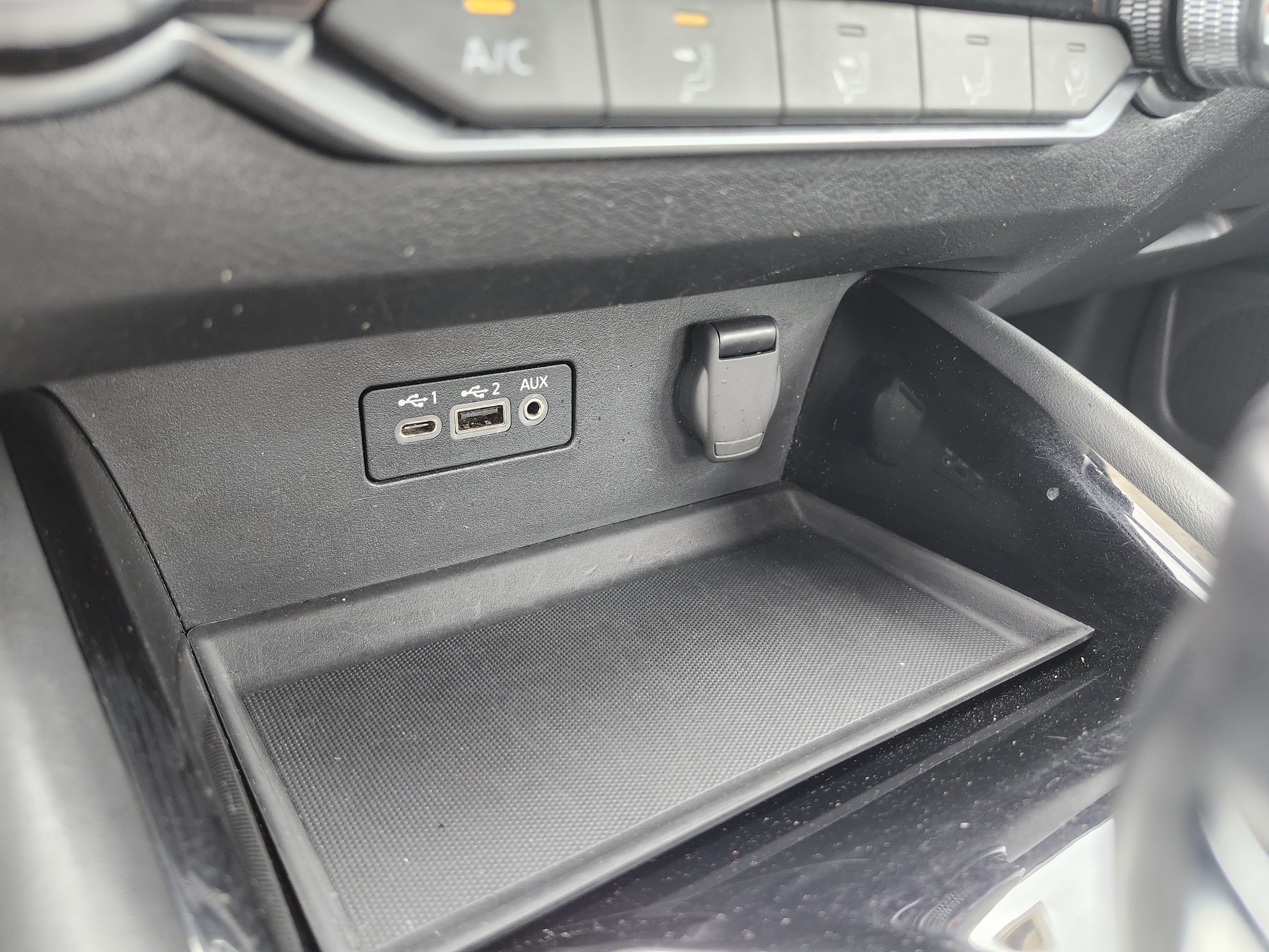 Used 2024 Nissan Altima 2.5 SR FWD image 6