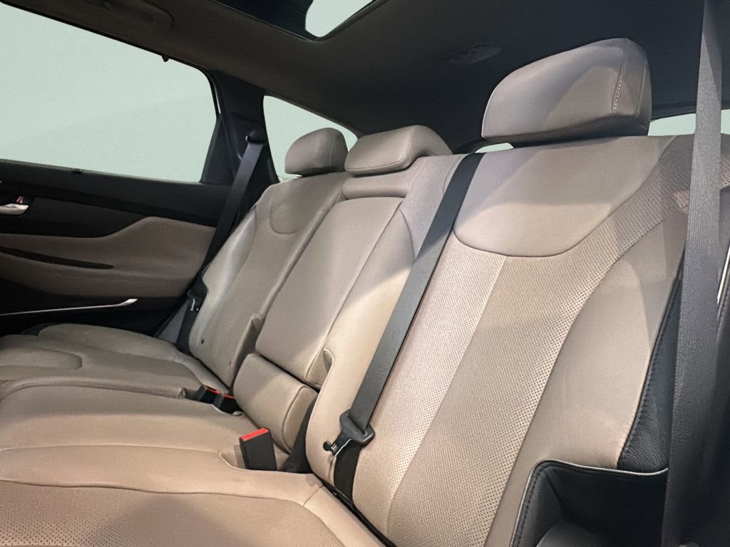 Certified 2022 Hyundai Santa Fe SEL w/ Convenience + Premium Package image 12