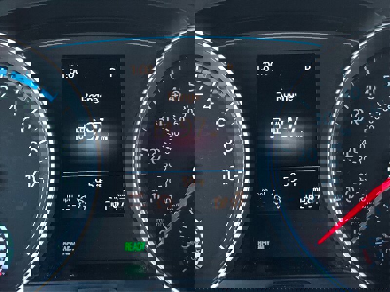 Used 2017 Volkswagen e-Golf SE w/ DC Fast Charging Package image 21