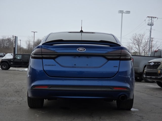 Used 2017 Ford Fusion SE w/ Equipment Group 201A image 11