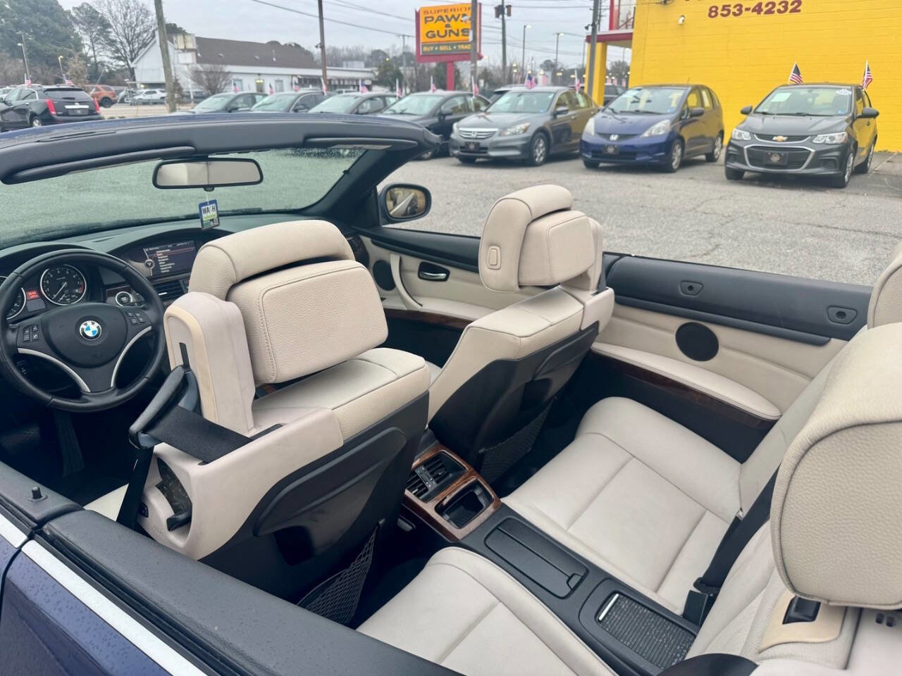 Used 2013 BMW 328i Convertible image 18