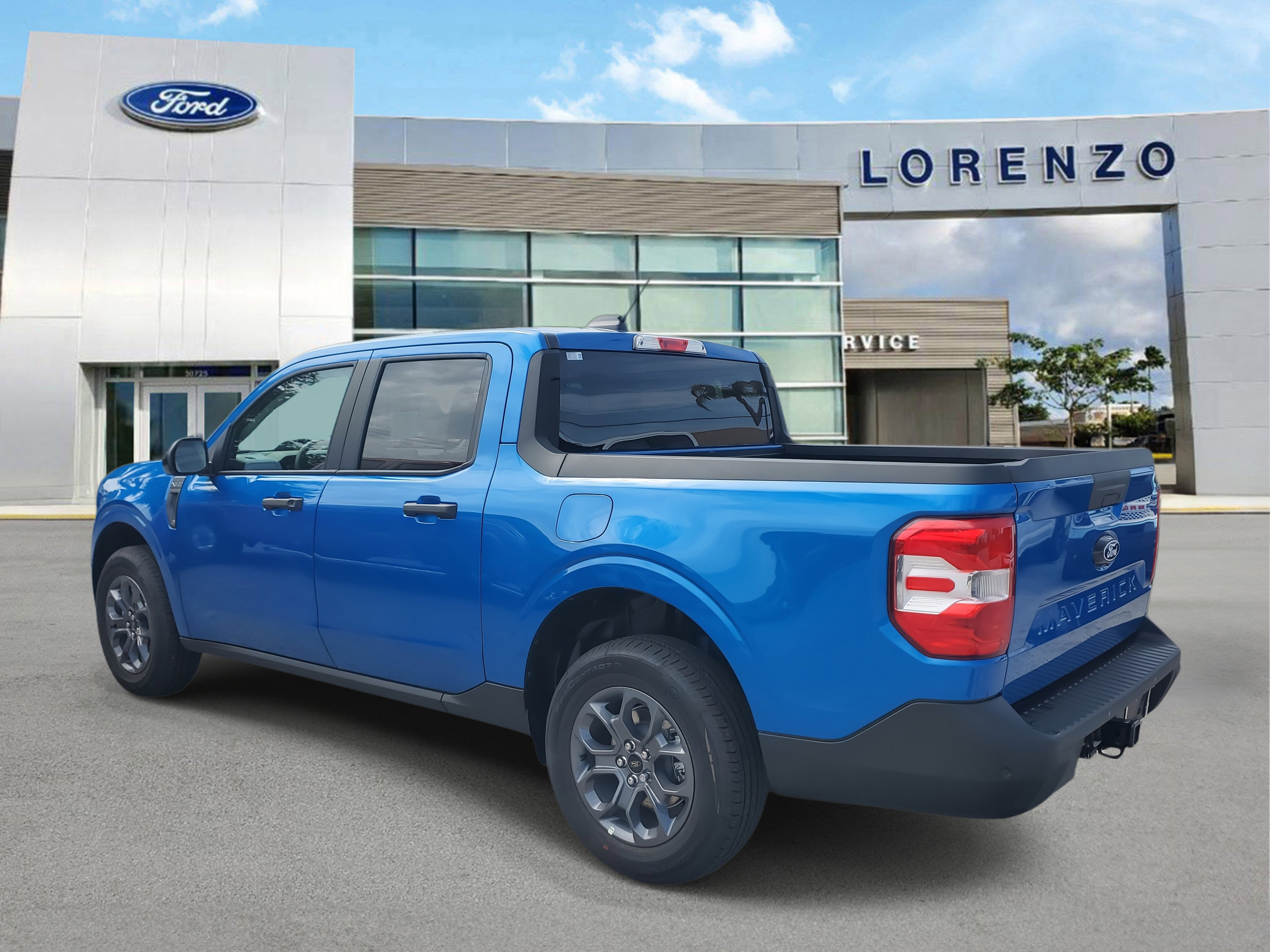 New 2025 Ford Maverick XLT w/ XLT Luxury Package image 6