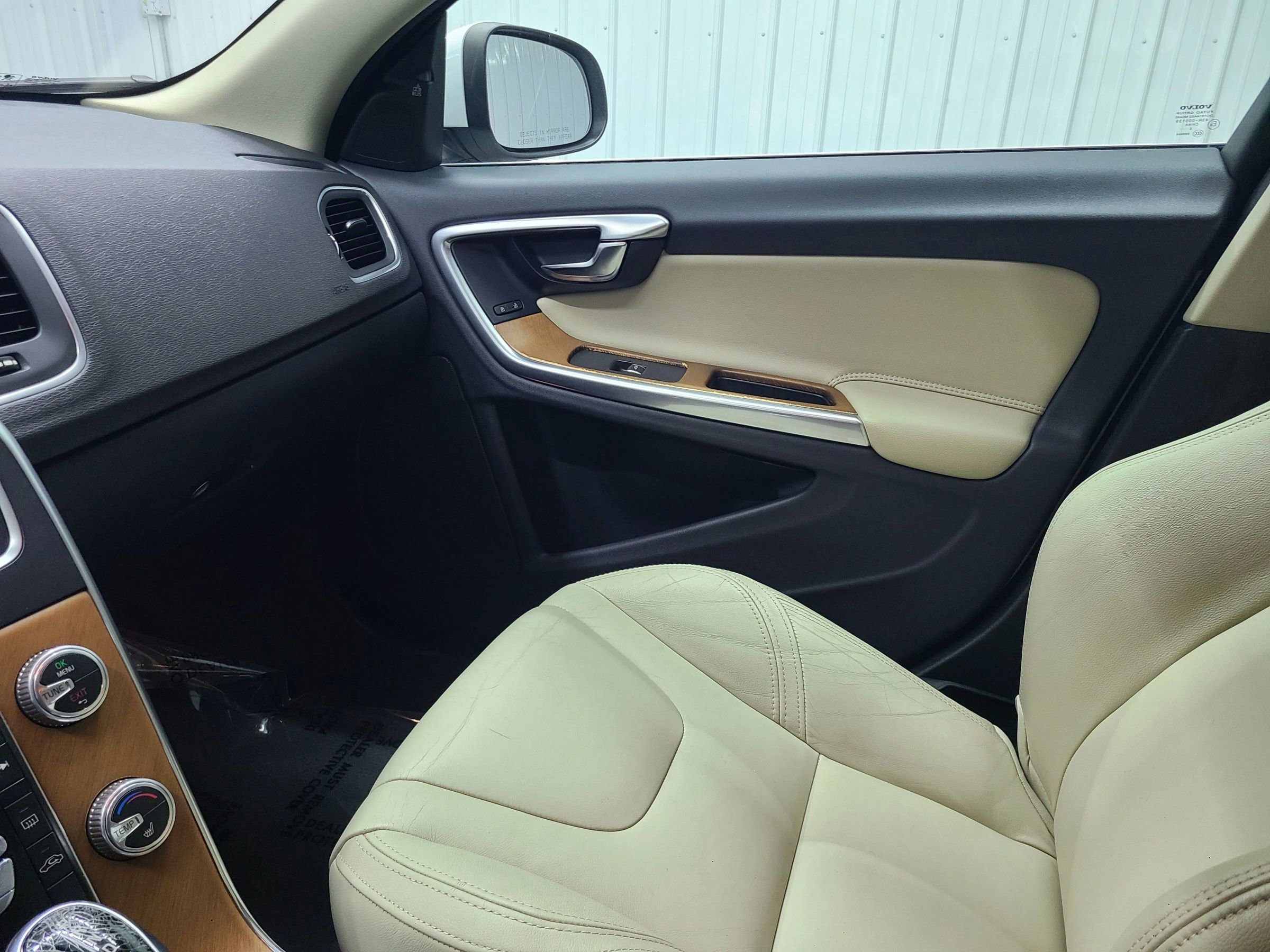 Used 2016 Volvo S60 T5 Premier image 20