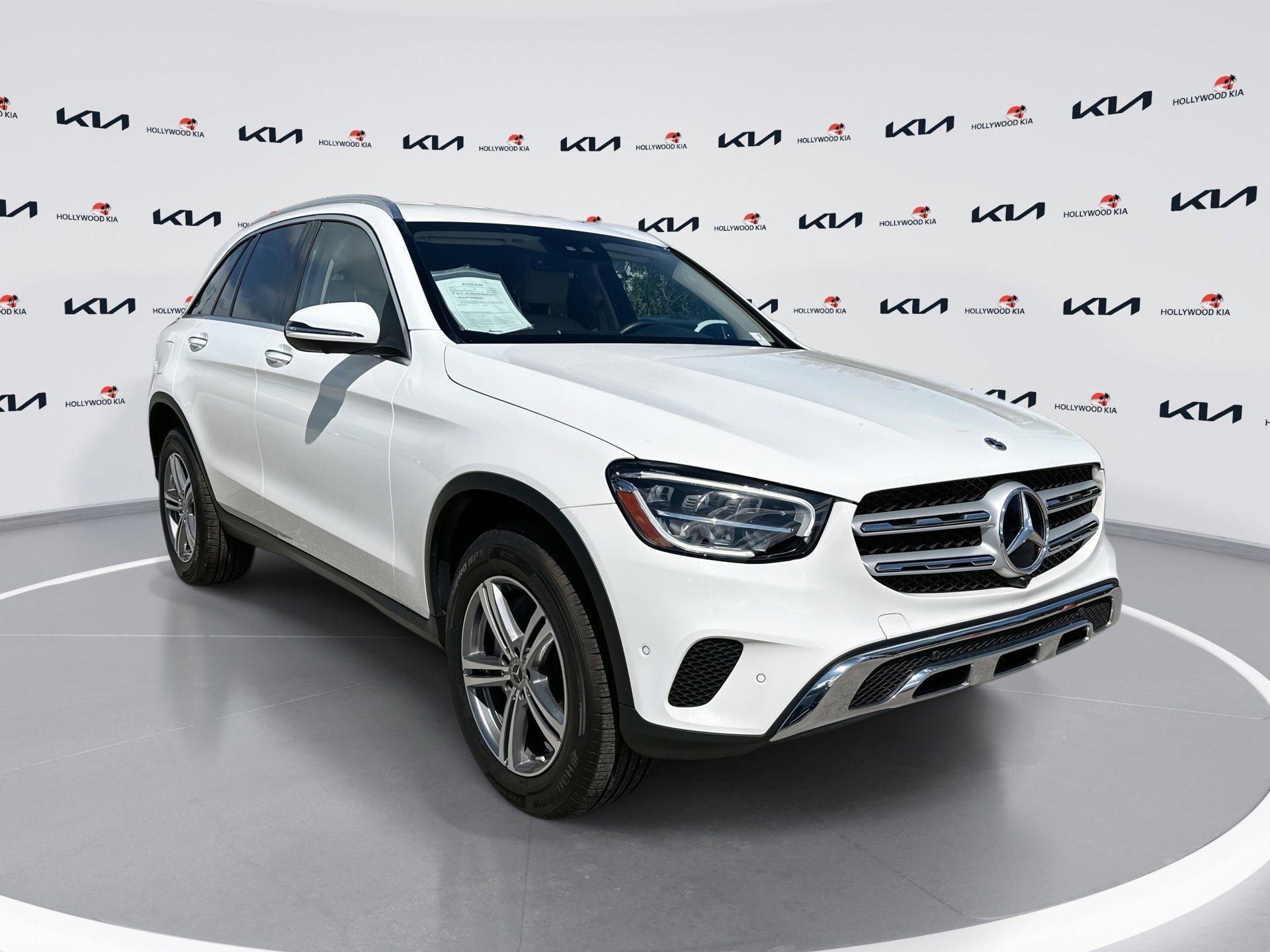 Used 2022 Mercedes-Benz GLC 300 image 1