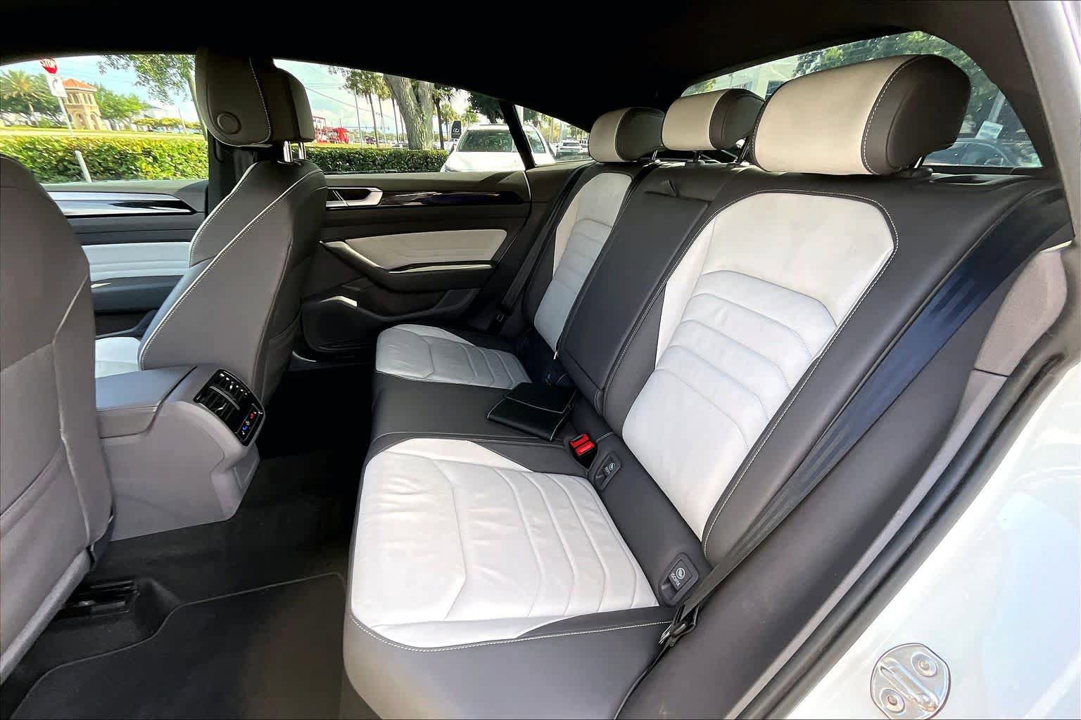 Used 2023 Volkswagen Arteon SEL Premium AWD/4WD image 21