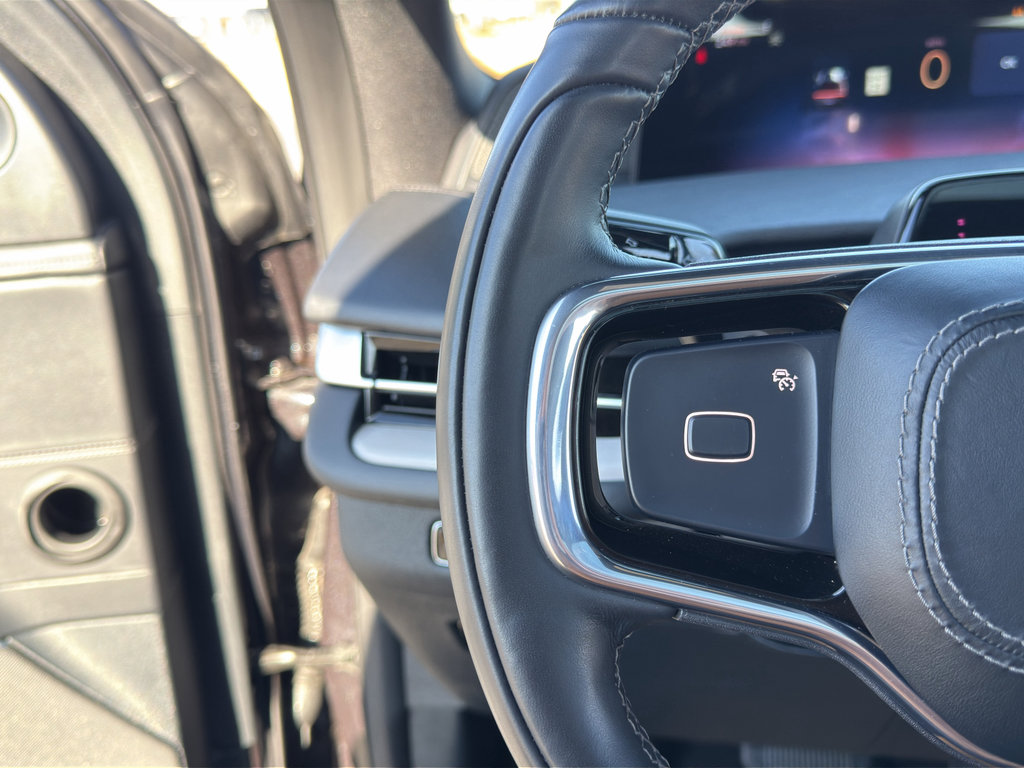 Used 2025 Lincoln Navigator L Reserve w/ Jet Appearance Package image 35