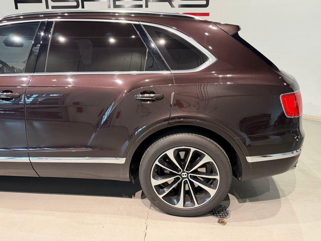 Used 2018 Bentley Bentayga AWD/4WD image 6
