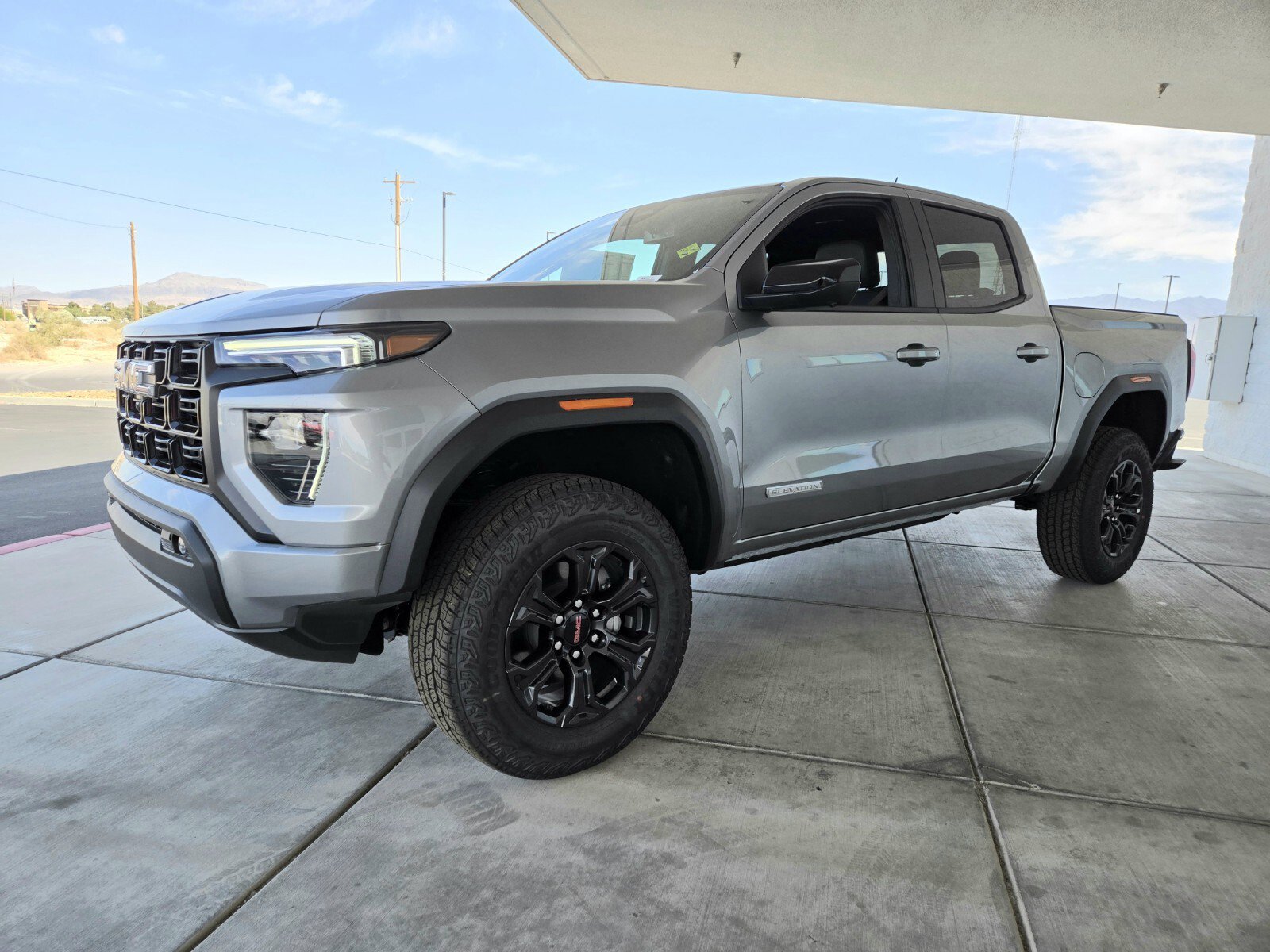 New 2025 GMC Canyon Elevation w/ Convenience Package image 2