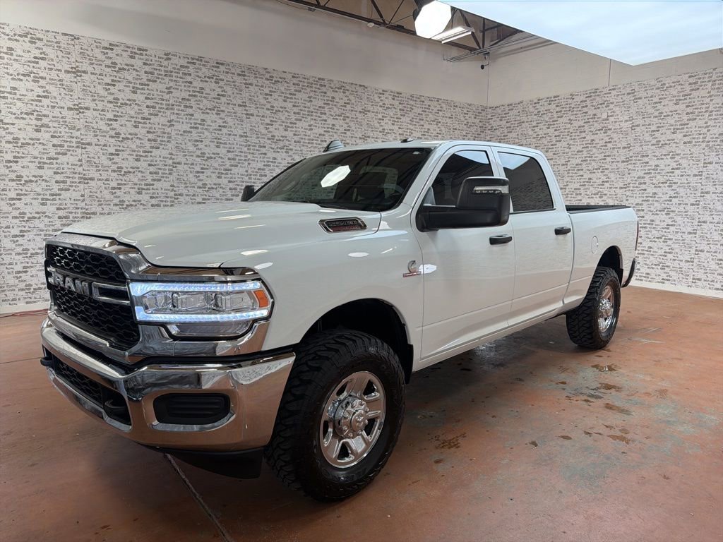 Used 2023 RAM 2500 Tradesman AWD/4WD image 3