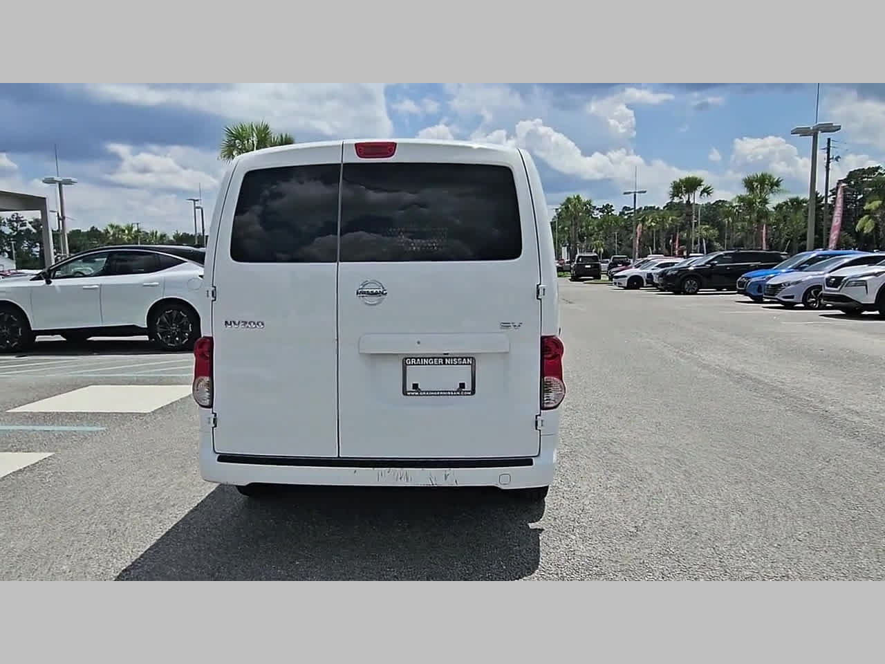Used 2020 Nissan NV200 SV w/ Back Door Glass Package FWD image 32