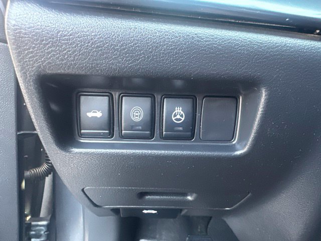 Used 2023 Nissan Maxima SR w/ Sport Mat Group FWD image 28