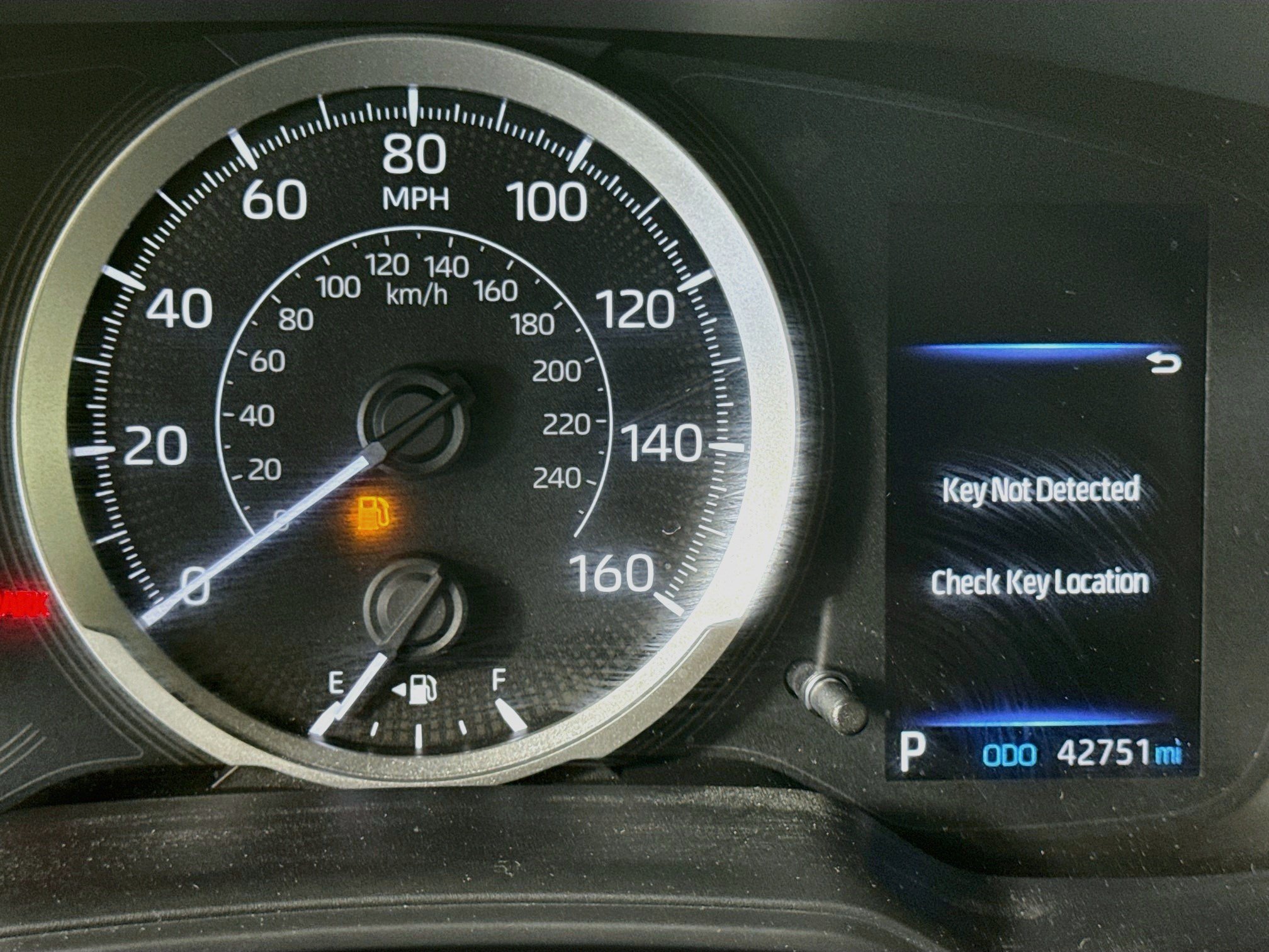 Used 2021 Toyota Corolla LE w/ LE Convenience Package FWD image 16