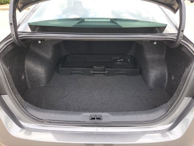 Certified 2024 Nissan Altima 2.5 SV FWD image 13