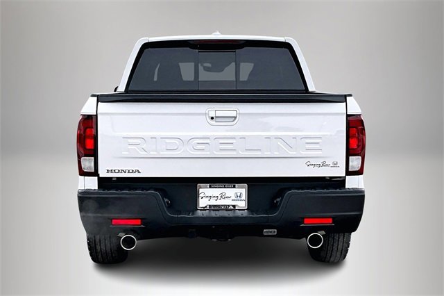 New 2026 Honda Ridgeline Black Edition image 3