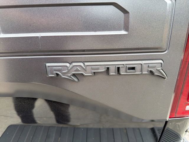 Used 2018 Ford F150 Raptor w/ Equipment Group 802A Luxury image 17