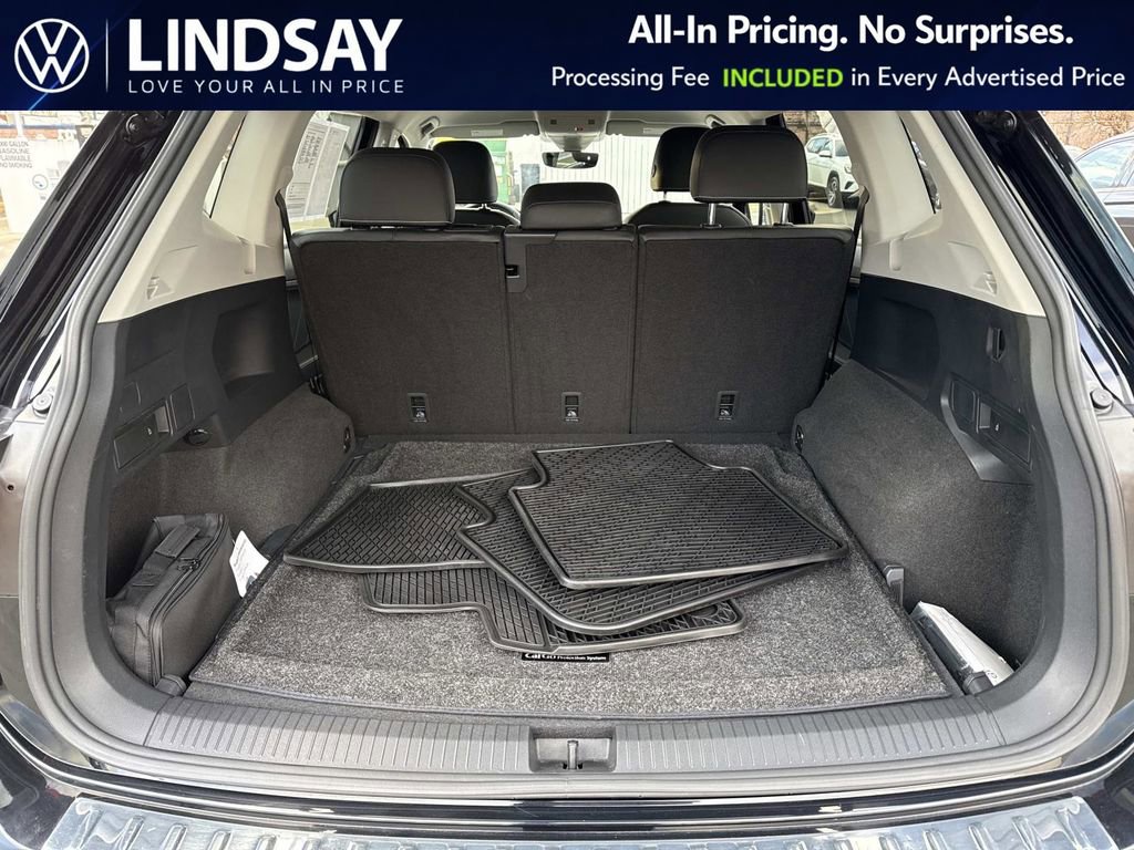 Used 2023 Volkswagen Tiguan SE AWD/4WD image 12