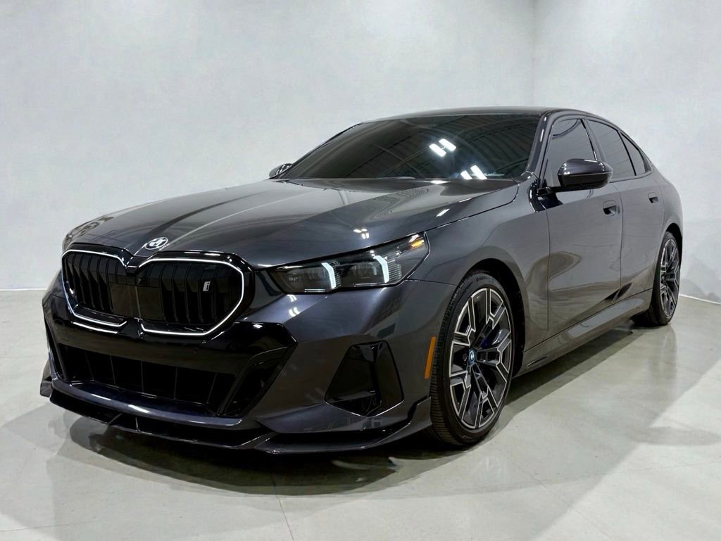 Used 2025 BMW i5 xDrive40 w/ M Sport Package image 12