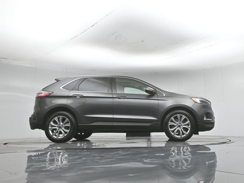Used 2020 Ford Edge Titanium w/ Equipment Group 301A AWD/4WD image 50