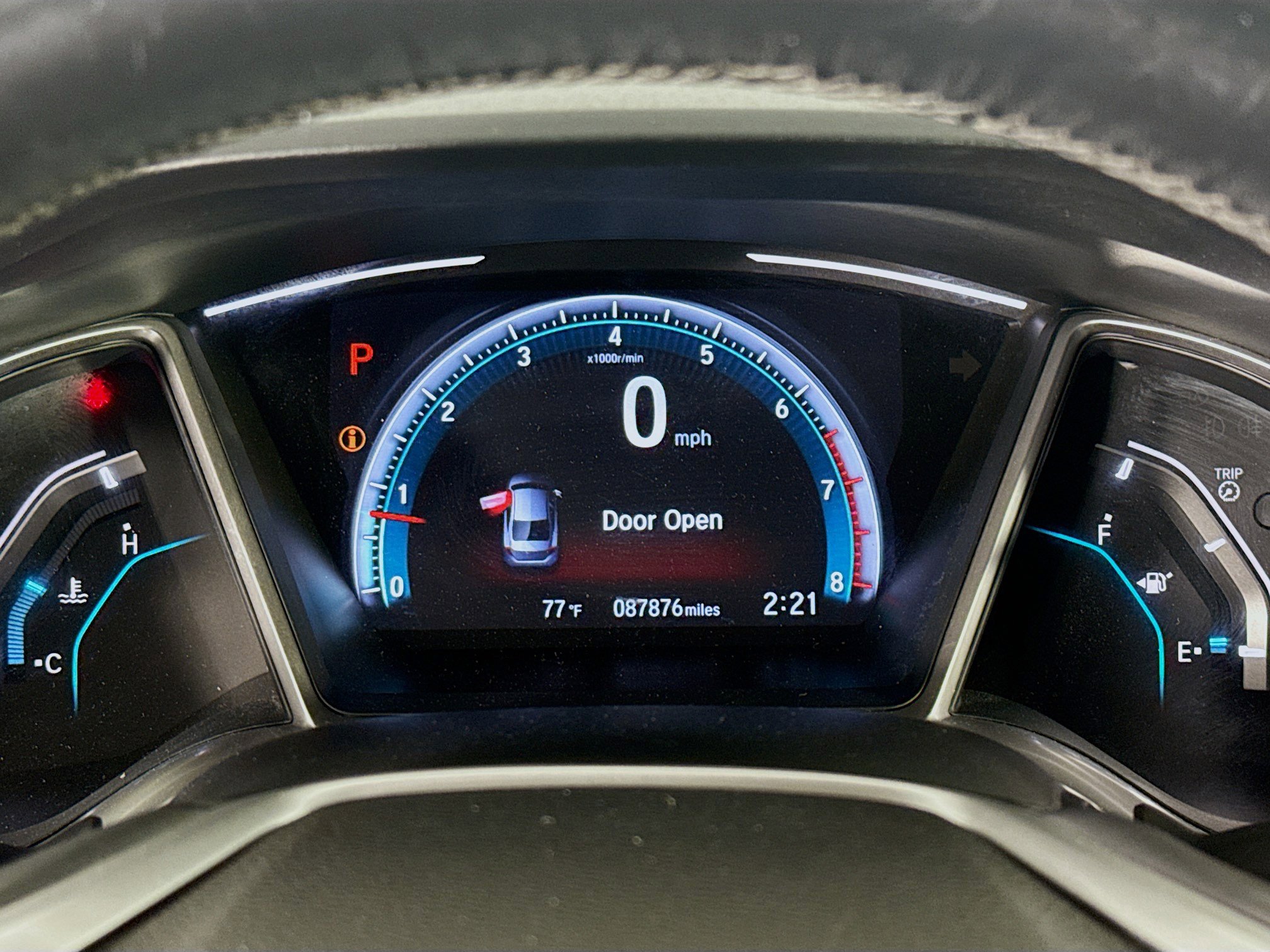 Used 2019 Honda Civic Touring image 16
