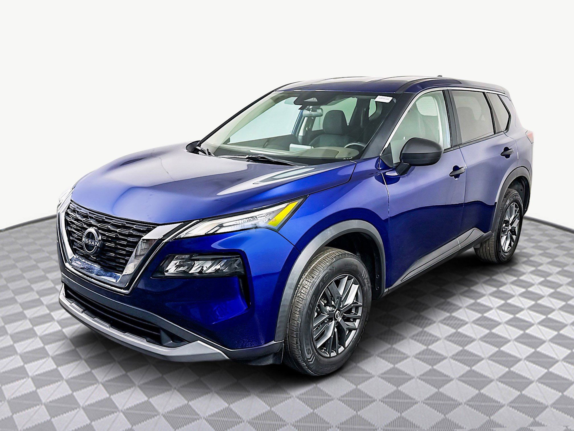 Used 2023 Nissan Rogue S image 4