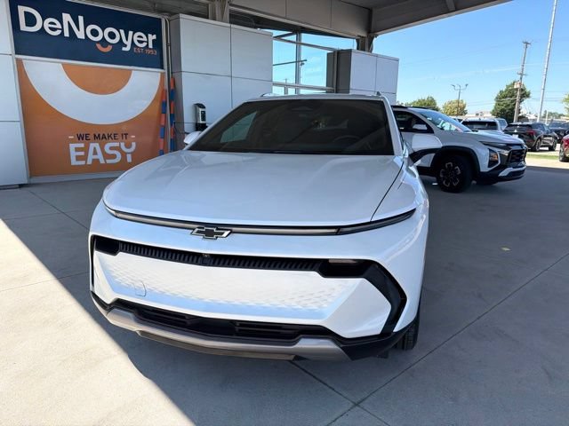 Used 2024 Chevrolet Equinox EV LT AWD/4WD image 5