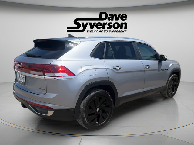 Used 2024 Volkswagen Atlas Cross Sport SE AWD/4WD image 5