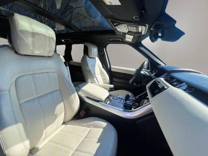 Used 2020 Land Rover Range Rover Sport HSE AWD/4WD image 16