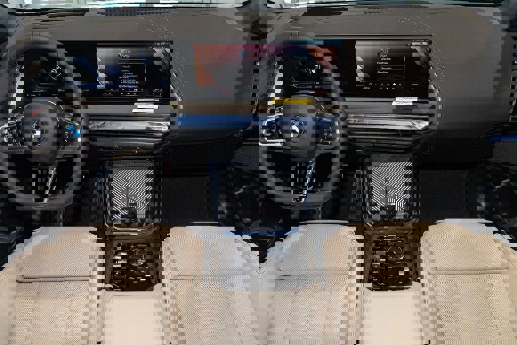 Used 2026 BMW X3 xDrive30 w/ Premium Package image 39