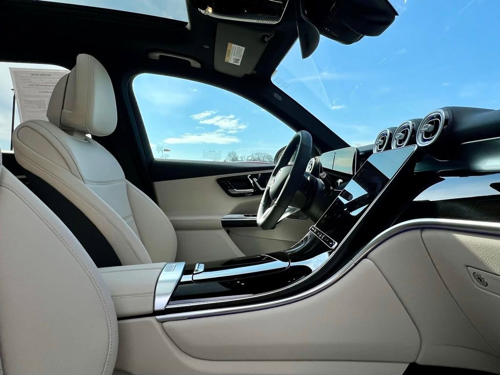 Certified 2026 Mercedes-Benz GLC 300 4MATIC image 17